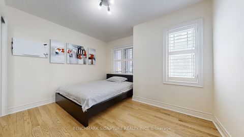 Photo 26 at 105 Doris Avenue, Willowdale East, Toronto