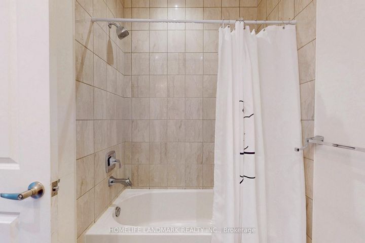 Photo 21 at 22 Crestridge Drive, Patterson, Vaughan