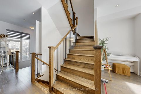 Photo 17 at 22 Crestridge Drive, Patterson, Vaughan