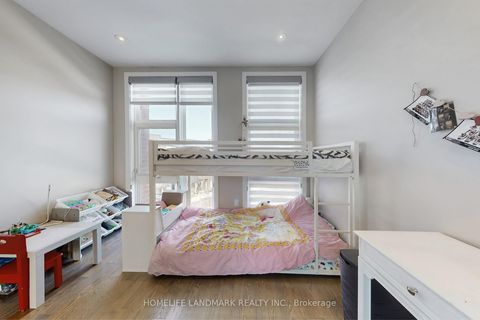 Photo 19 at 22 Crestridge Drive, Patterson, Vaughan