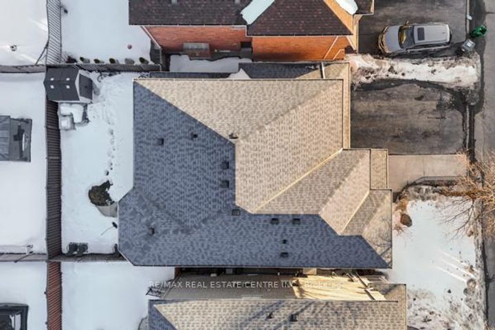 Photo 4 at 51 Good Hope Road, Wellington, Brampton