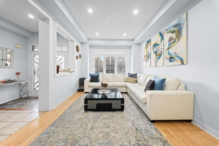 Photo 9 at 51 Good Hope Road, Wellington, Brampton