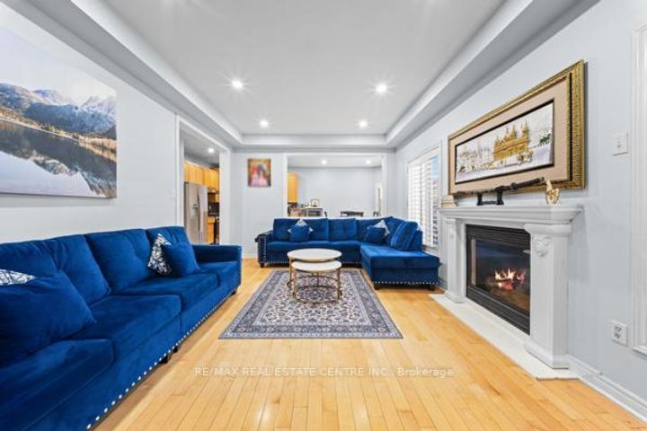 Photo 14 at 51 Good Hope Road, Wellington, Brampton