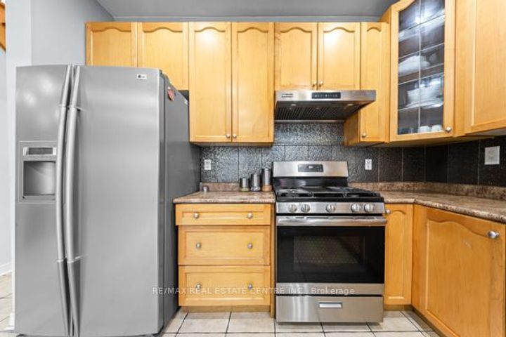 Photo 18 at 51 Good Hope Road, Wellington, Brampton