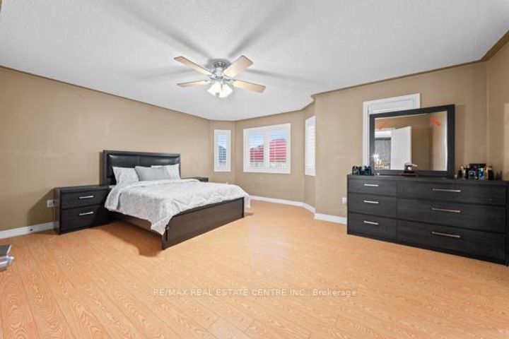 Photo 23 at 51 Good Hope Road, Wellington, Brampton