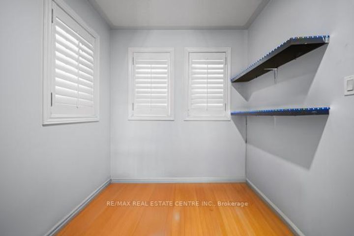 Photo 33 at 51 Good Hope Road, Wellington, Brampton