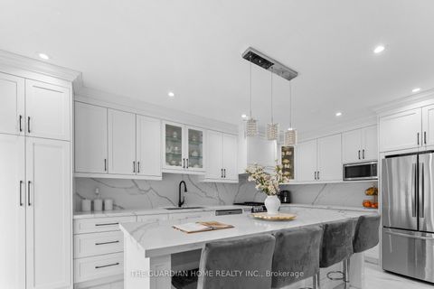 Photo 15 at 73 Crowther Drive, Woodland Hill, Newmarket