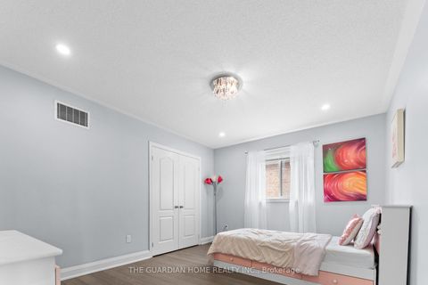 Photo 22 at 73 Crowther Drive, Woodland Hill, Newmarket