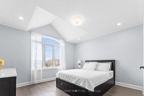 Photo 26 at 73 Crowther Drive, Woodland Hill, Newmarket