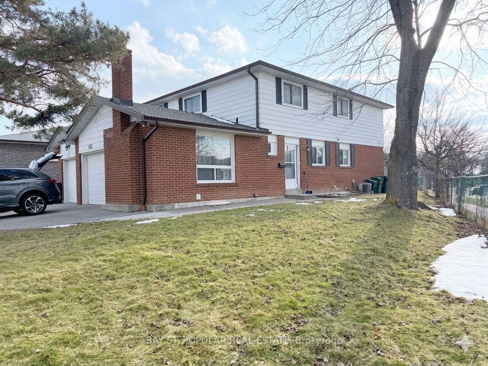 162 Shawnee Circle, Pleasant View, Toronto 2