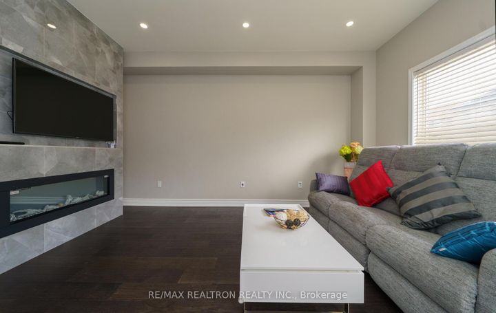 Photo 8 at 11 Vecchia Street, Wismer, Markham