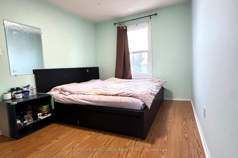 Photo 16 at 134 - 201 Alexmuir Boulevard, Agincourt North, Toronto