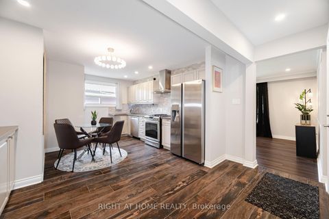 Photo 8 at 15 Kemano Road, Aurora Heights, Aurora