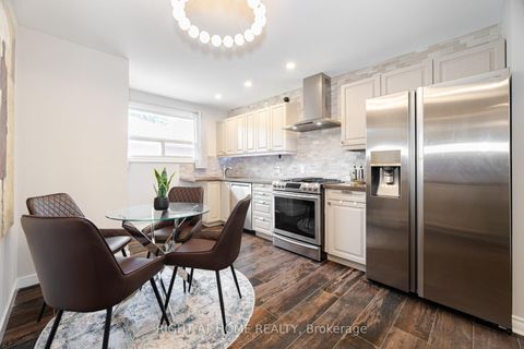 Photo 10 at 15 Kemano Road, Aurora Heights, Aurora