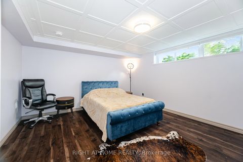 Photo 37 at 15 Kemano Road, Aurora Heights, Aurora