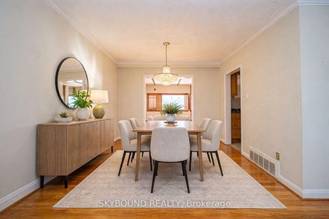 Photo 1 at 9 Caronport Crescent, Donalda, Toronto