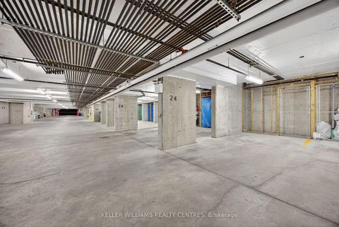 Photo 33 at 408 - 40 Ferndale Drive S, Ardagh, Barrie