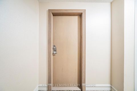 Photo 8 at 1506 - 233 Beecroft Road, Willowdale West, Toronto