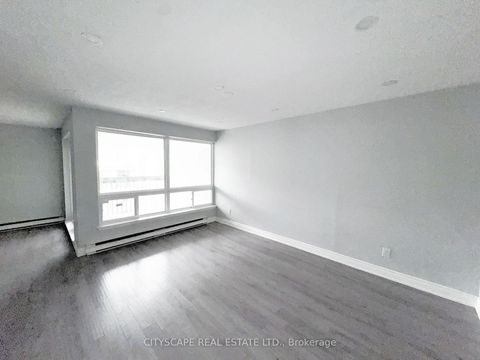 Photo 8 at 192 - 1055 Dundas Street E, Applewood, Mississauga
