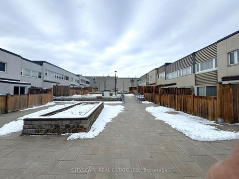 Photo 22 at 192 - 1055 Dundas Street E, Applewood, Mississauga