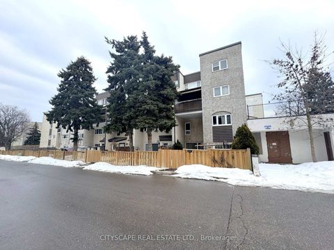Photo 26 at 192 - 1055 Dundas Street E, Applewood, Mississauga