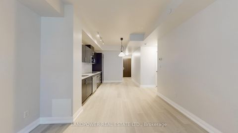 Photo 13 at 639 - 460 Adelaide Street E, Moss Park, Toronto