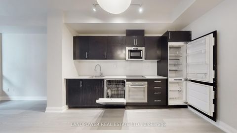 Photo 16 at 639 - 460 Adelaide Street E, Moss Park, Toronto