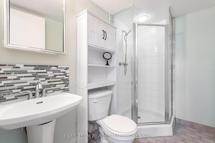 Photo 18 at 507 - 61 Markbrook Lane, Jamestown, Toronto
