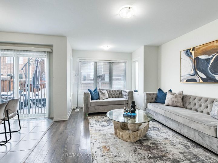 Photo 19 at 19 Lothbury Drive, Northwest Brampton, Brampton