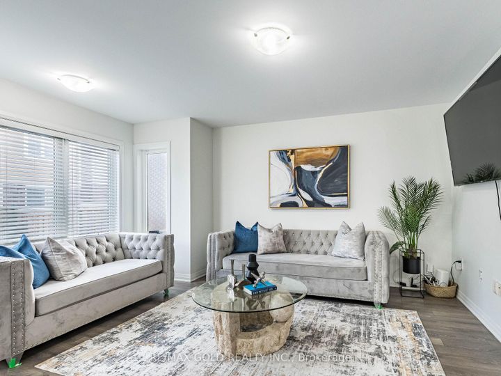 Photo 20 at 19 Lothbury Drive, Northwest Brampton, Brampton