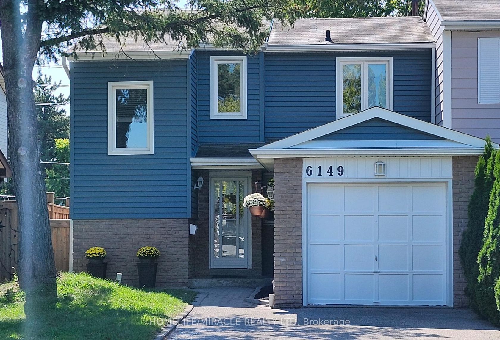 6149 Starfield Crescent, Meadowvale, Mississauga 