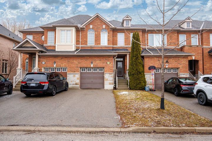 Photo 1 at 70 Degas Drive, Patterson, Vaughan