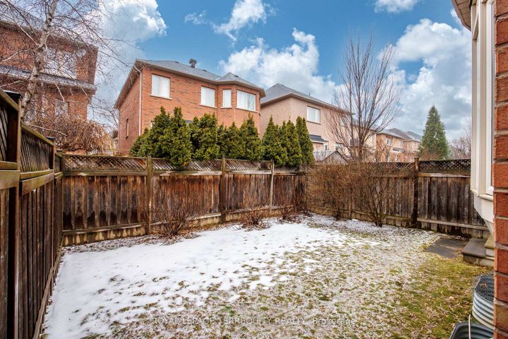 Photo 35 at 70 Degas Drive, Patterson, Vaughan