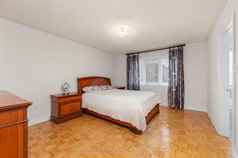 Photo 19 at 70 Degas Drive, Patterson, Vaughan