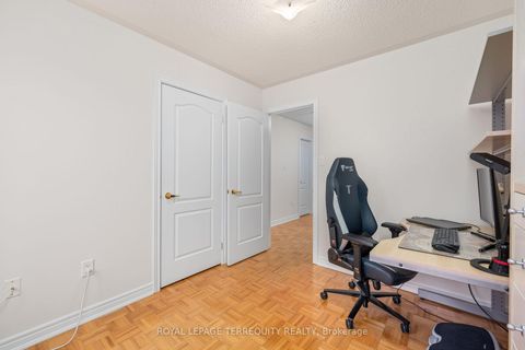 Photo 31 at 70 Degas Drive, Patterson, Vaughan