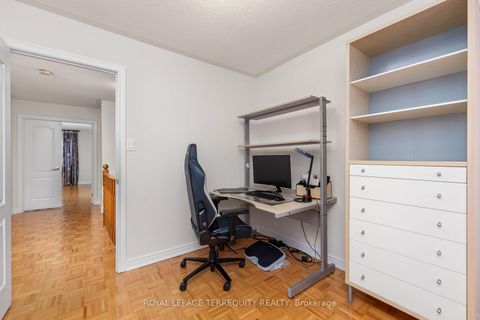 Photo 32 at 70 Degas Drive, Patterson, Vaughan