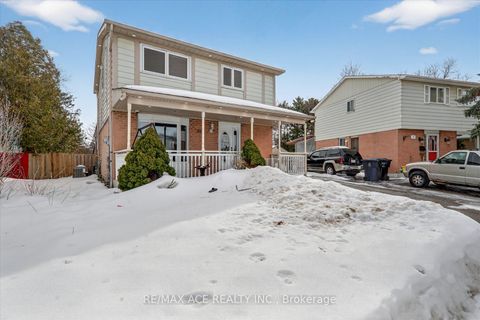 Photo 6 at 49 Winstanly Crescent, Malvern, Toronto