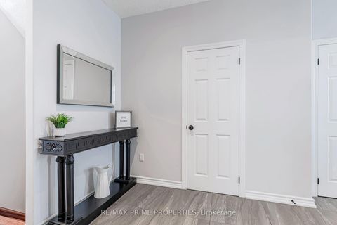 Photo 14 at 947 Booth Avenue, Alcona, Innisfil