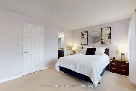 Photo 19 at 947 Booth Avenue, Alcona, Innisfil