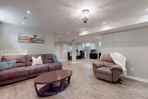 Photo 37 at 947 Booth Avenue, Alcona, Innisfil