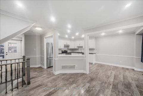 Photo 15 at 282 Scottsdale Drive, Bowmanville, Clarington