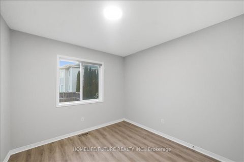 Photo 20 at 282 Scottsdale Drive, Bowmanville, Clarington