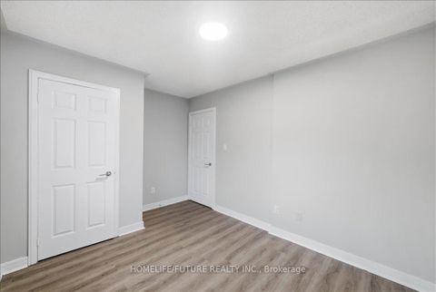 Photo 27 at 282 Scottsdale Drive, Bowmanville, Clarington