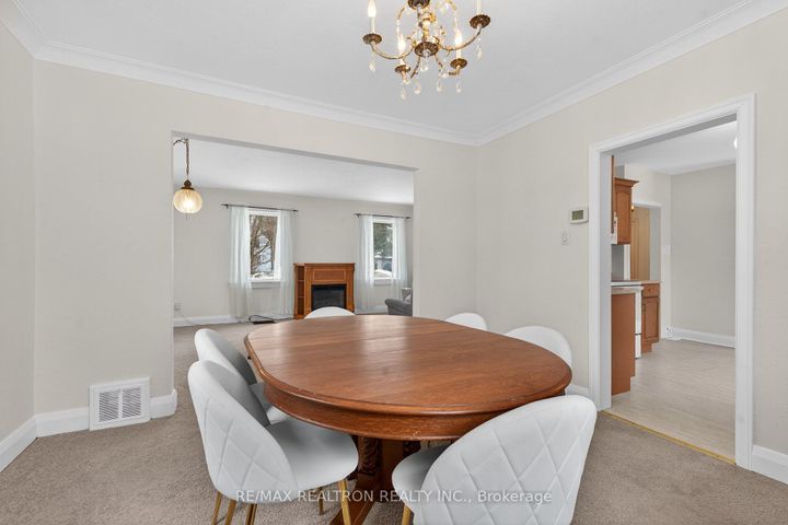 Photo 11 at 35 John Street, Thornhill, Markham