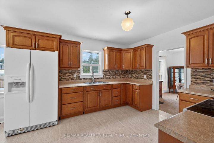 Photo 15 at 35 John Street, Thornhill, Markham