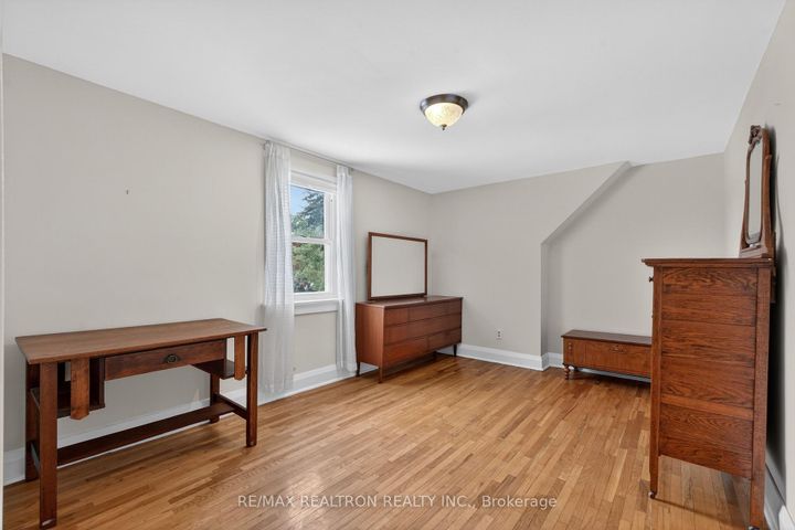 Photo 24 at 35 John Street, Thornhill, Markham