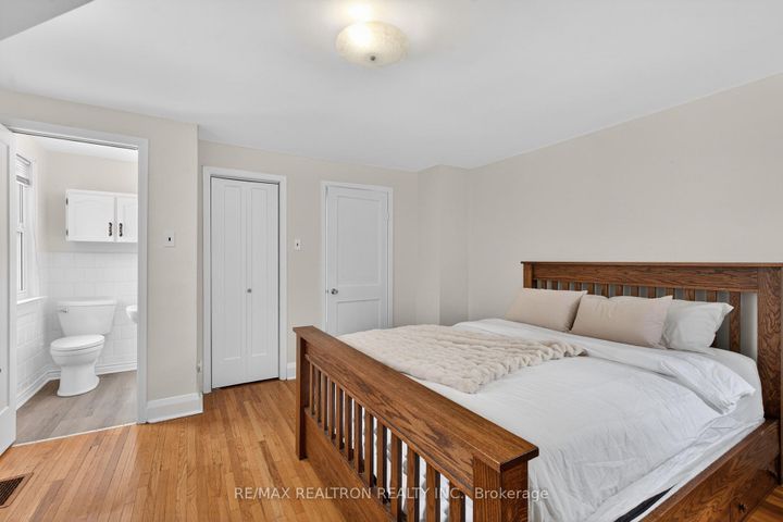 Photo 25 at 35 John Street, Thornhill, Markham