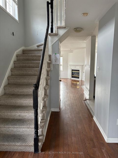 Photo 3 at 60 Ridwell Street, Edgehill Drive, Barrie