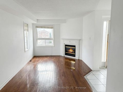 Photo 4 at 60 Ridwell Street, Edgehill Drive, Barrie