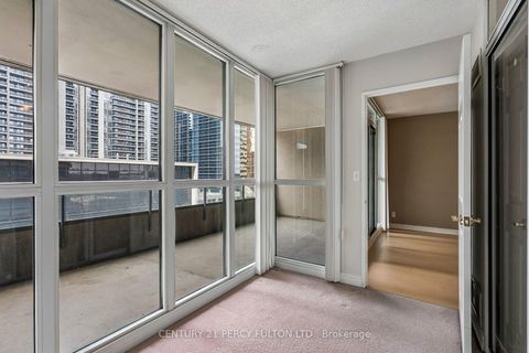 Photo 12 at 901 - 23 Hollywood Avenue, Willowdale East, Toronto